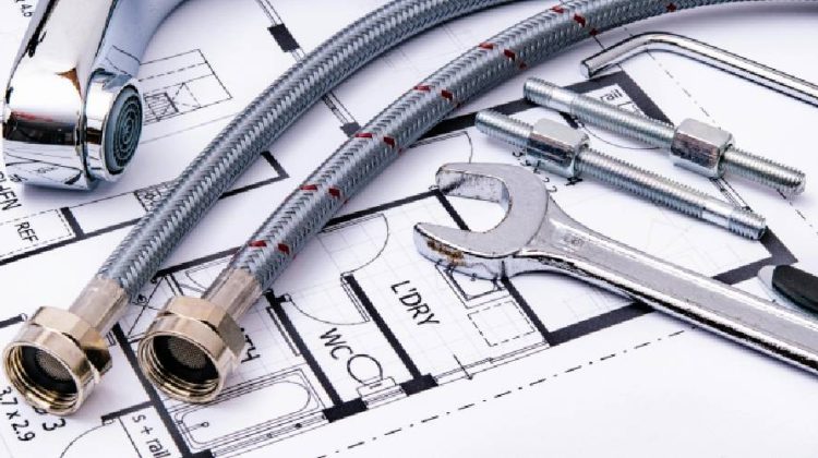 The Business Owner’s Plumbing Checklist: Avoiding Downtime and Disasters Whether you run a retail store, manage an office space, or operate a restaurant or warehouse, a plumbing emergency can bring your business to a grinding halt. From leaking pipes to clogged toilets, these disruptions aren’t just inconvenient, they’re expensive. That’s why proactive plumbing maintenance is not a luxury, it’s a necessity.